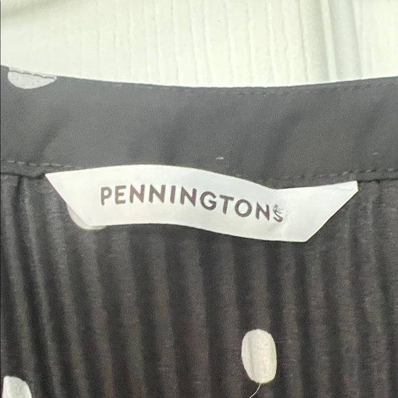 Penningtons Black Blouse with White Dots - Picture 2 of 4